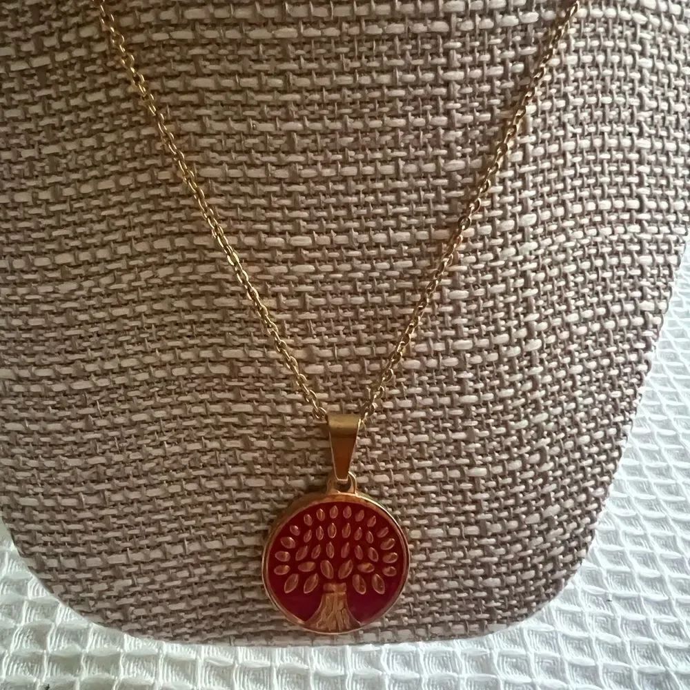 Gold Tone Stainless Steel Tree of Life Red Pendant 20 inch necklace - Picture 2 of 6